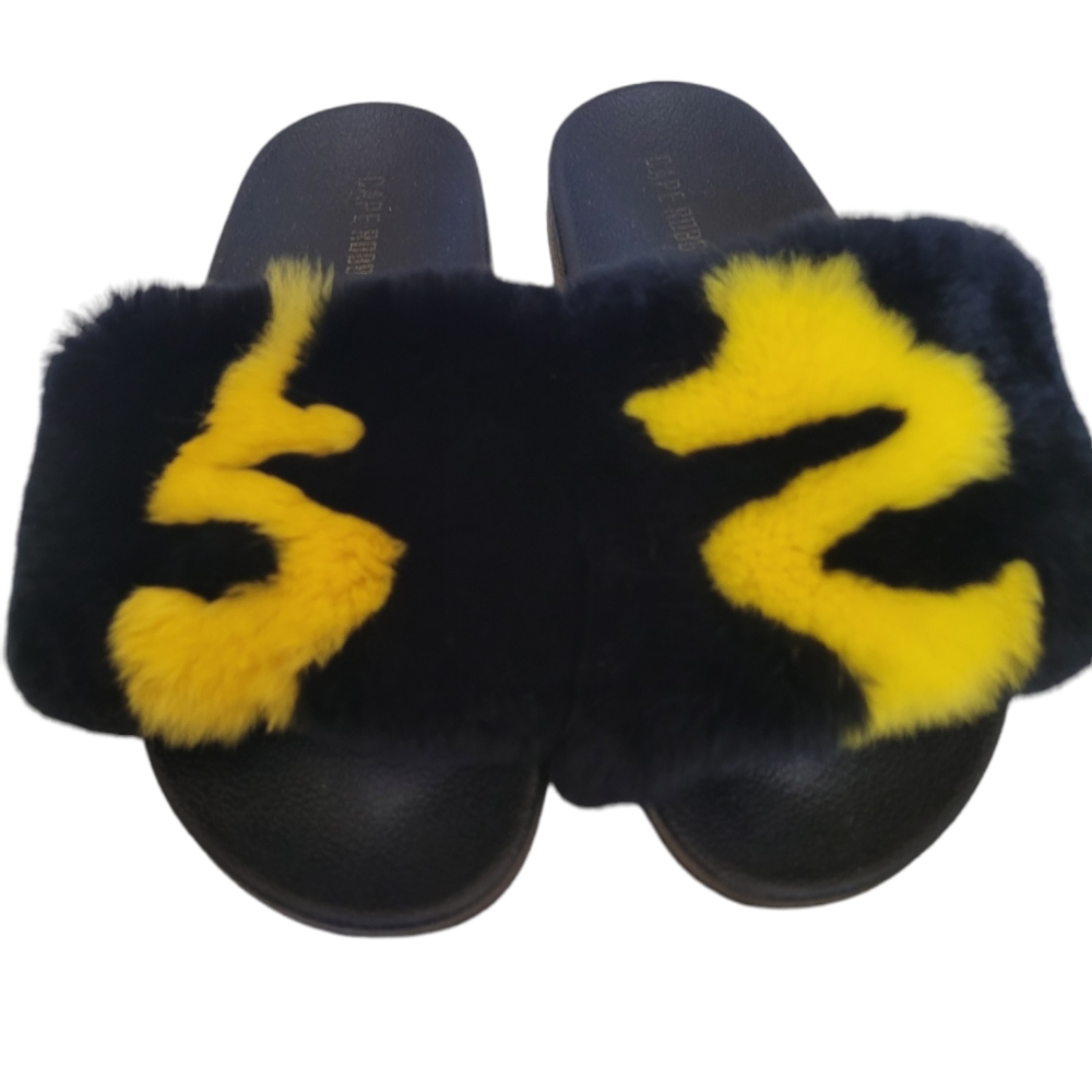 Cape Robbin Slides Faux Fur - Picture 3 of 16